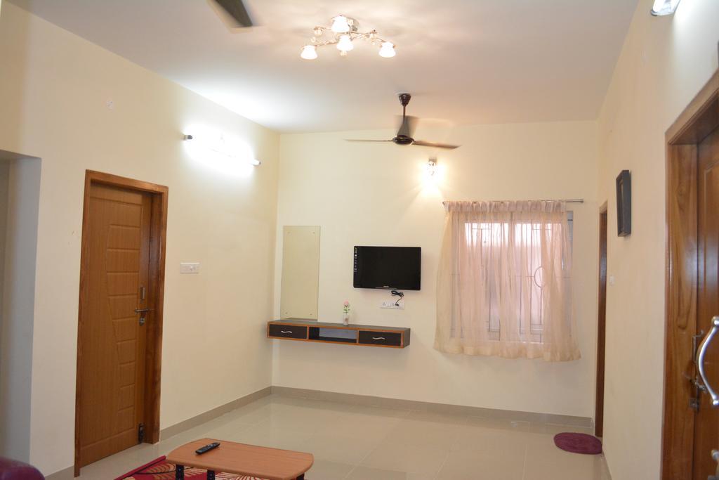 Jp Nivaas Guest House Mayiladuthurai Zewnętrze zdjęcie
