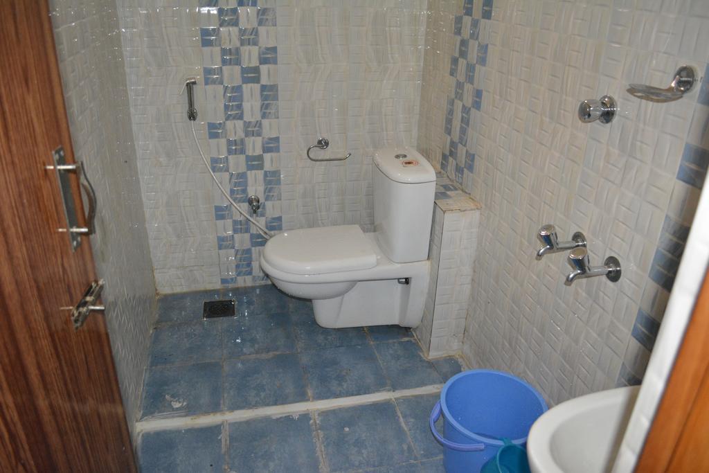 Jp Nivaas Guest House Mayiladuthurai Zewnętrze zdjęcie
